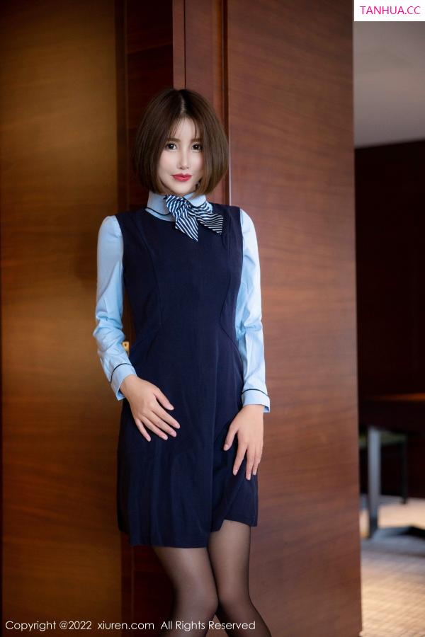 宋愉愉  [XiuRen]高清写真图 2022.10.19 No.5727 宋愉愉 黑丝制服第2张图片